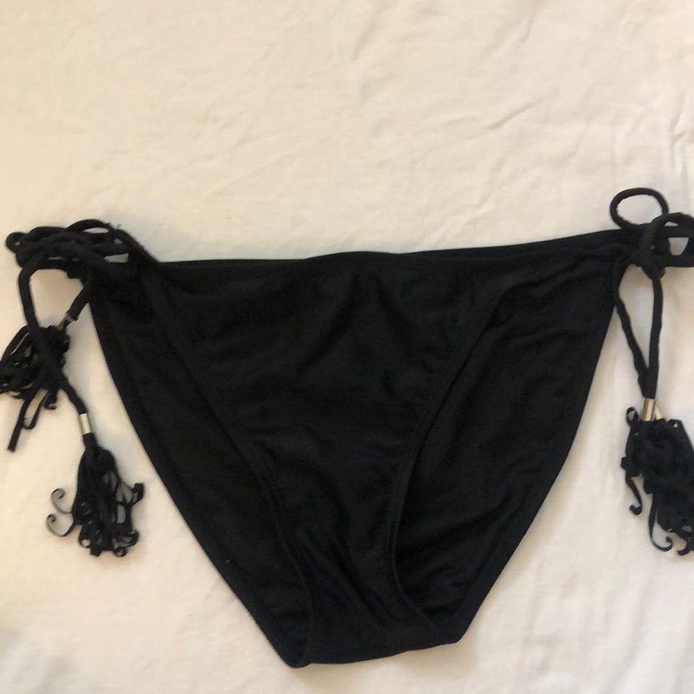 BRAND-NEW swim bottoms
